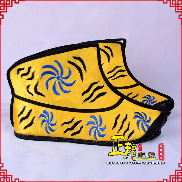 金牛.美猴王靴子虎纹靴金黄快靴 猴鞋